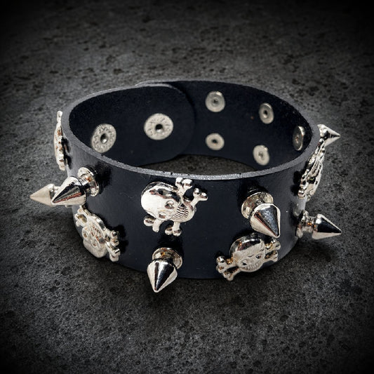 Spiky Skulls Leather Bracelet (#ba062)