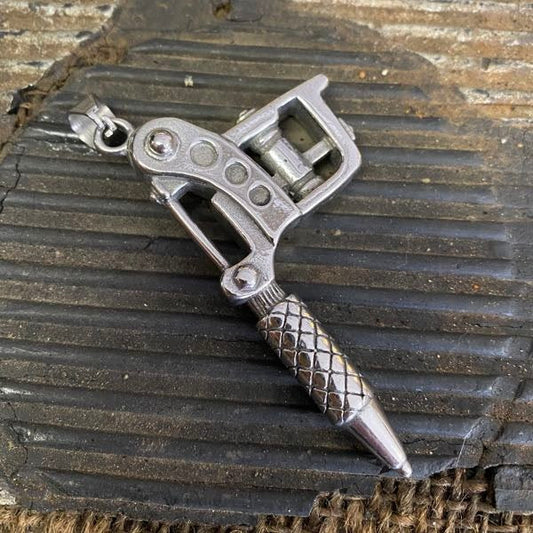 'Ink Master' Tattoo Machine Pendant