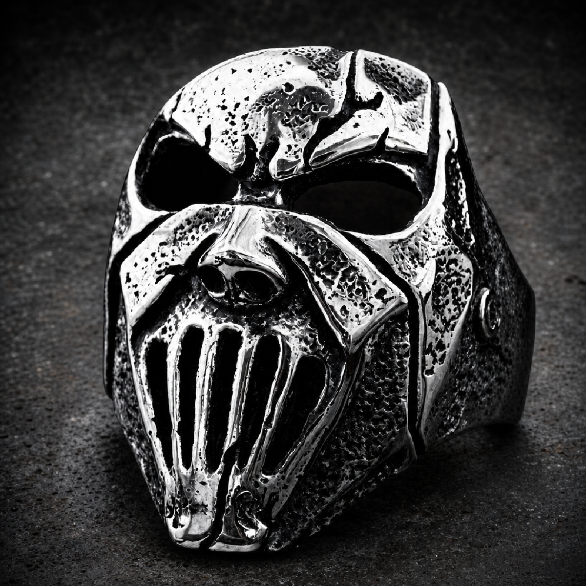 THE IRON EXECUTIONER - Ring #4 of 8 – DEATHMASK LEGION - 316L stainless steel unisex jewelry (R0841)