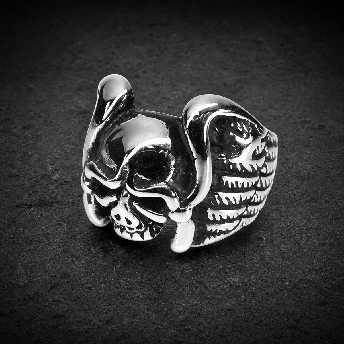 Vintage Flying Wings Skull Ring - 316L stainless steel unisex jewelry (4030SJ06)