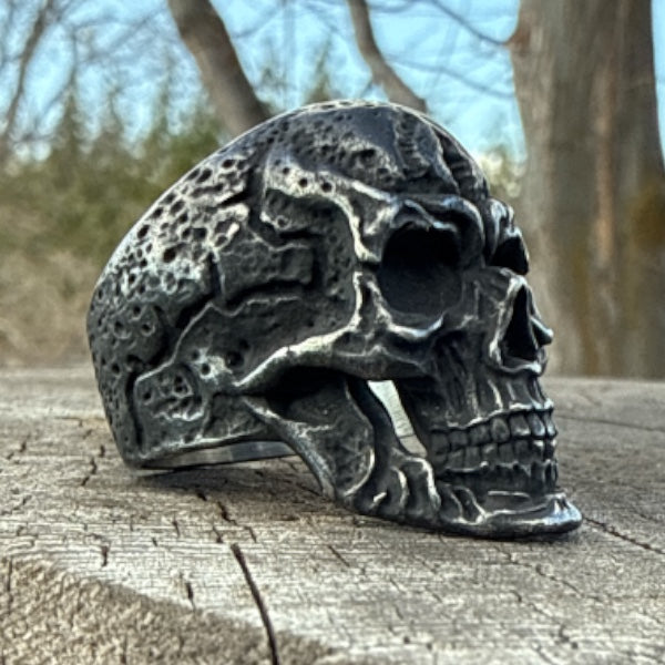 weathered skull ring