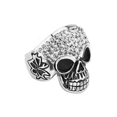 Crystal Skull with Multi anillo cubic zirconia Claro